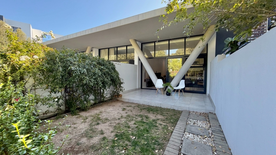 1 Bedroom Property for Sale in Paardevlei Western Cape